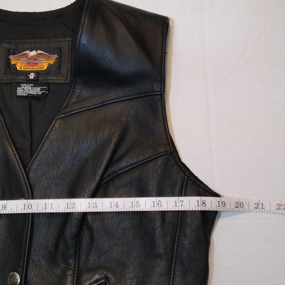 Harley Davidson Women's Leather Vest - Picture 11 of 12